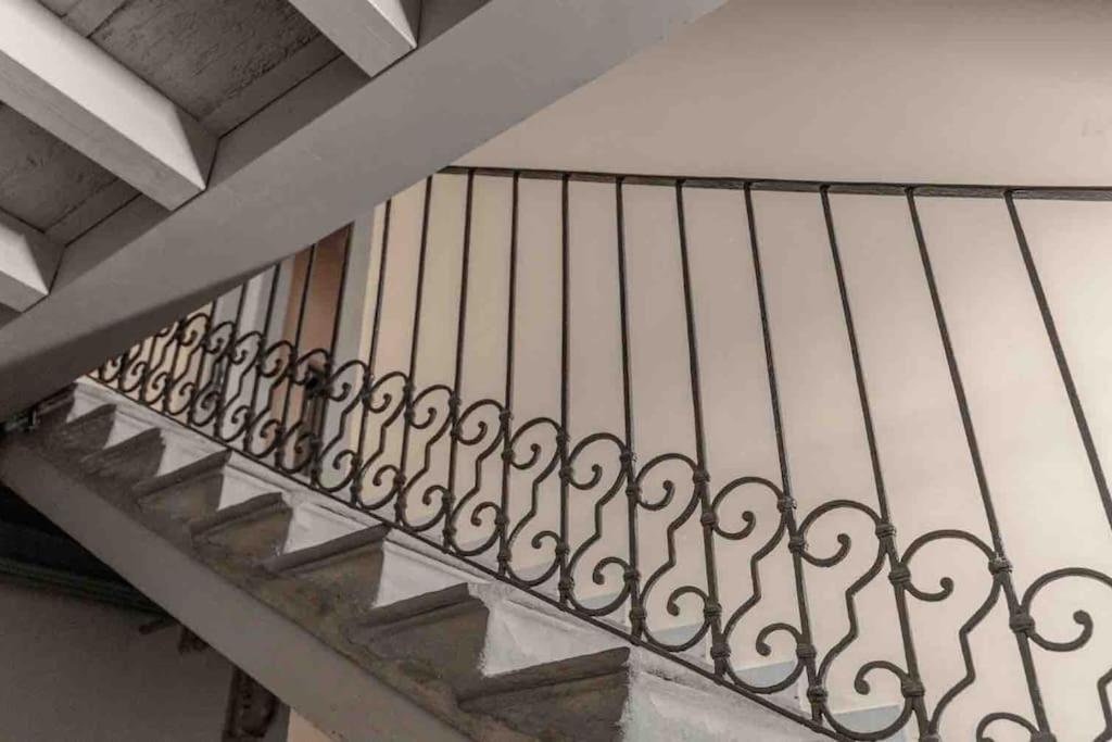 Bergamo 5 Stelle Apartment Bagian luar foto